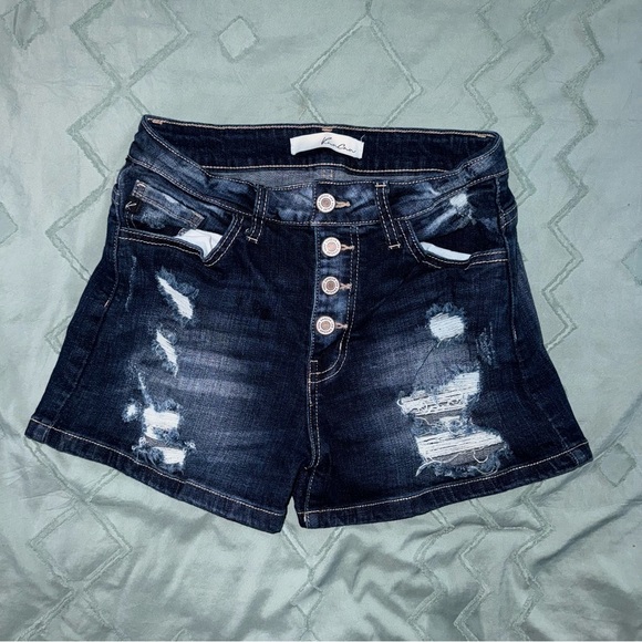KanCan Shorts - Picture 1 of 1
